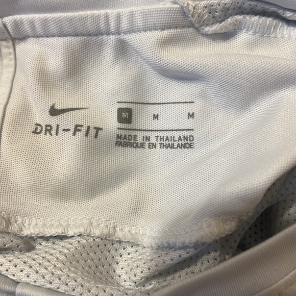 Nike White Short Sleeve Tee with Black Swoosh - Picture 3 of 4